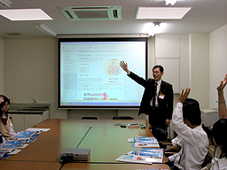 高校生の学科訪問